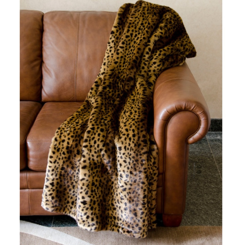 Faux leopard fur throw blanket